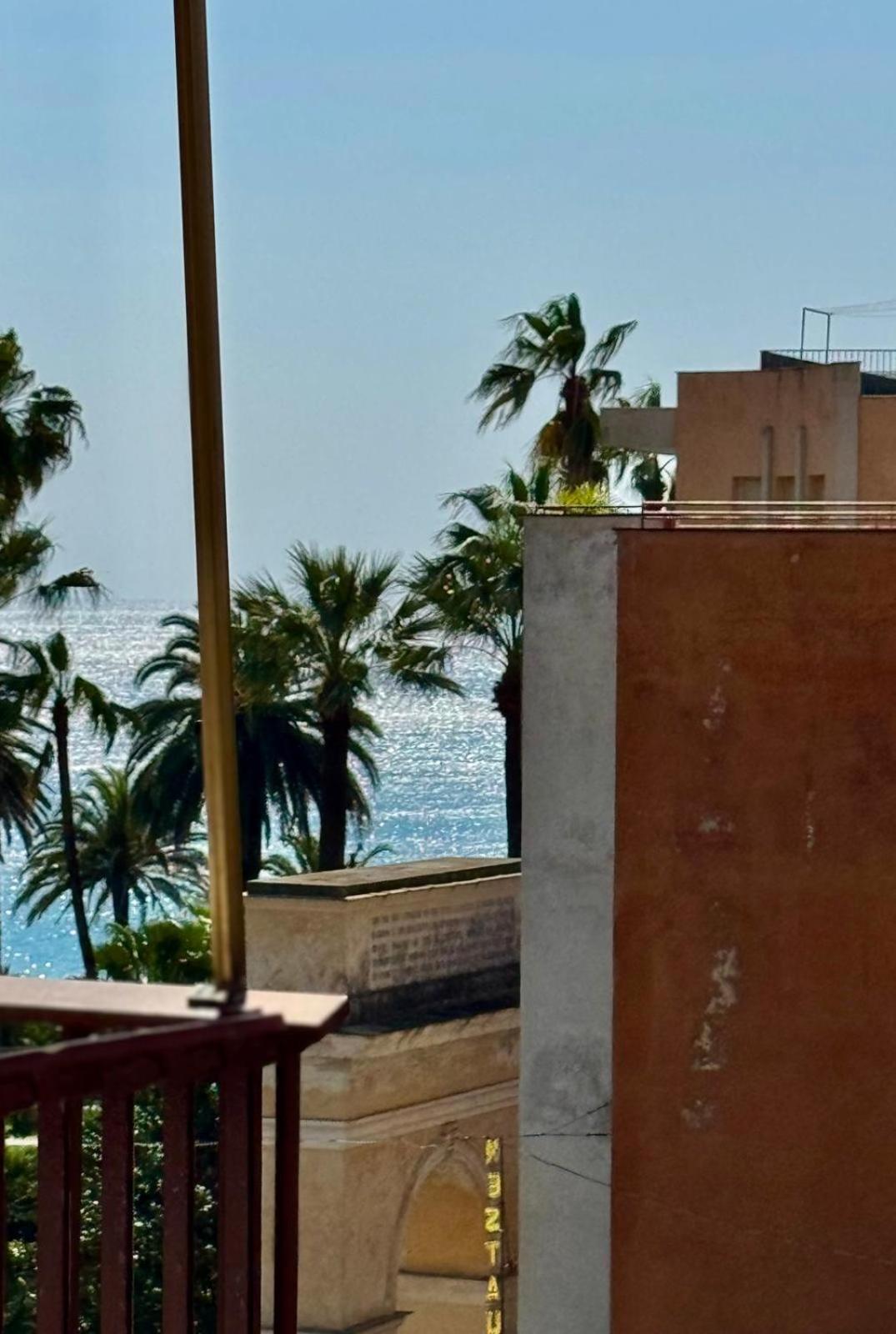 Ca Adri , Appartamento In Posizione Strategica Per Godere Delle Spiaggia E Dei Sentieri Outdoor ! Finale Ligure Bagian luar foto
